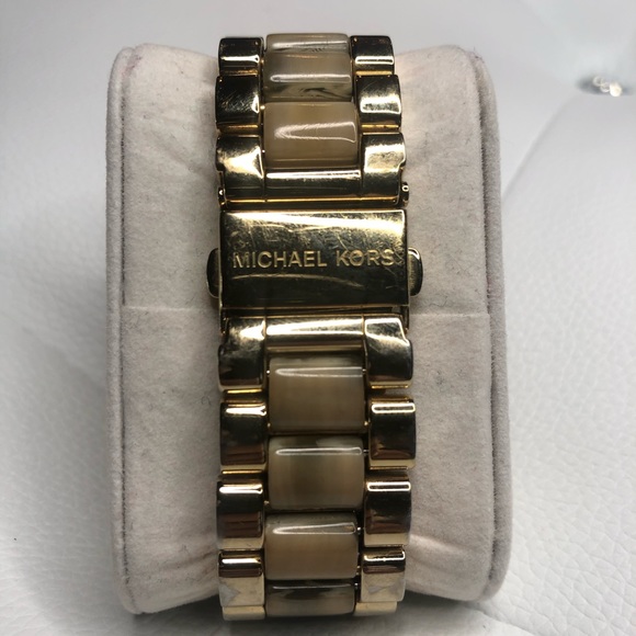 Michael Kors Bradshaw Watch MK5722 Gold - Picture 6 of 8